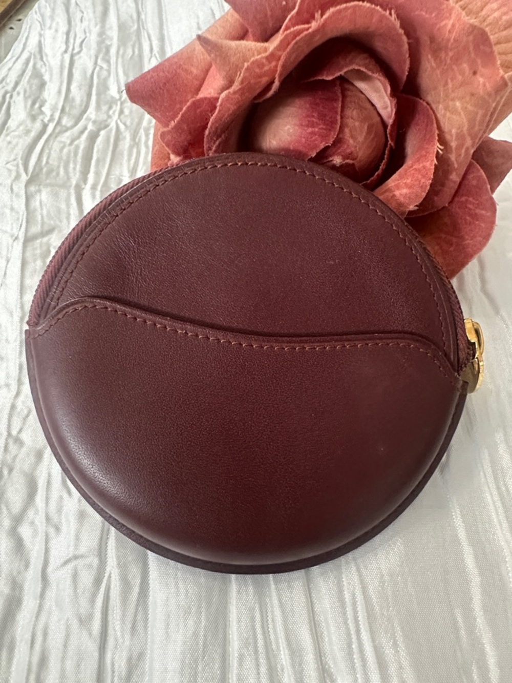 Cartier Burgundy Leather Round Coin Pouch with Gold Zip Pull - Picture 7 of 8